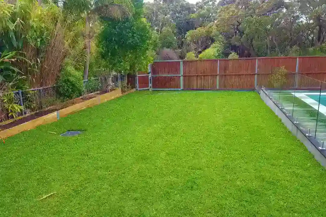 Lawn Mowing North Lakes