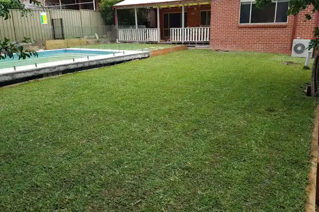 Lawn Mowing North Lakes
